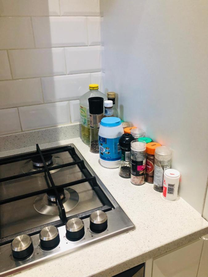 2 Bedroom Apartment close to Camden Town Londen Buitenkant foto