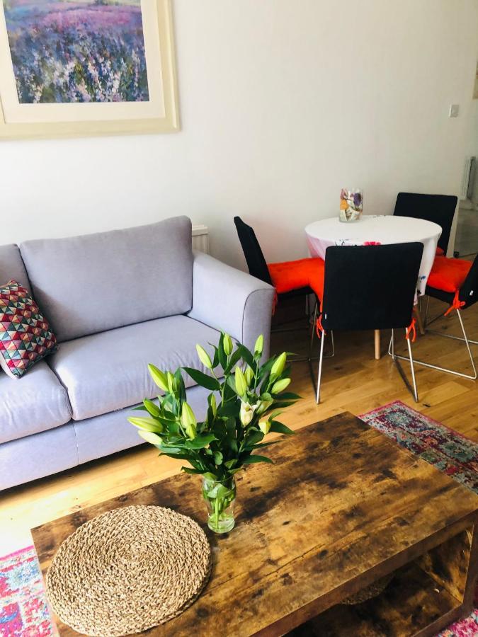 2 Bedroom Apartment close to Camden Town Londen Buitenkant foto