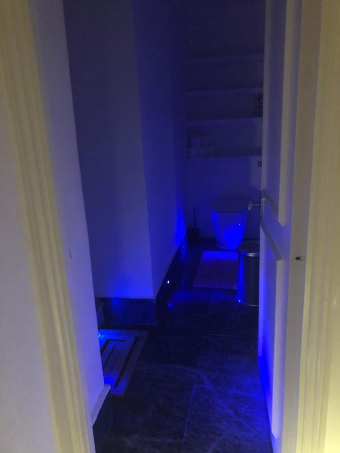 2 Bedroom Apartment close to Camden Town Londen Buitenkant foto